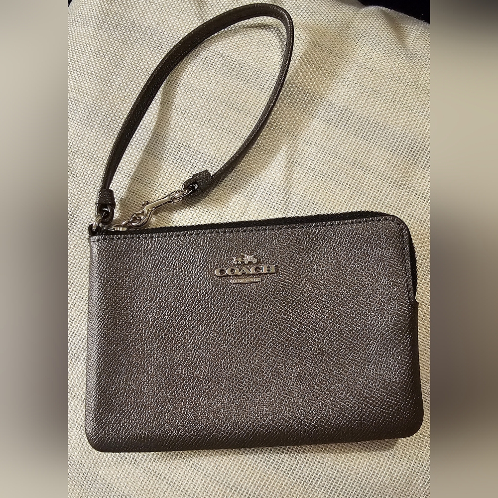Coach Metallic Pewter Leather wristlet New without tags